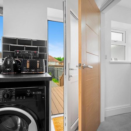 5 Bedroom House Solihull 10 Mins Drive From Bhx & Nec Private Off Road Parking Birmingham Luaran gambar