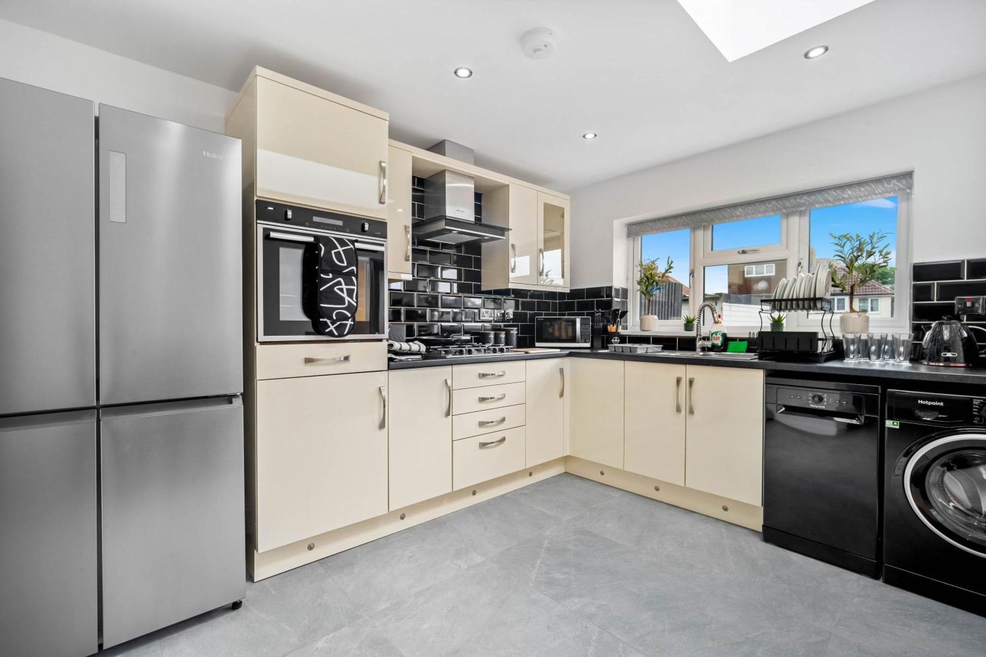 5 Bedroom House Solihull 10 Mins Drive From Bhx & Nec Private Off Road Parking Birmingham Luaran gambar