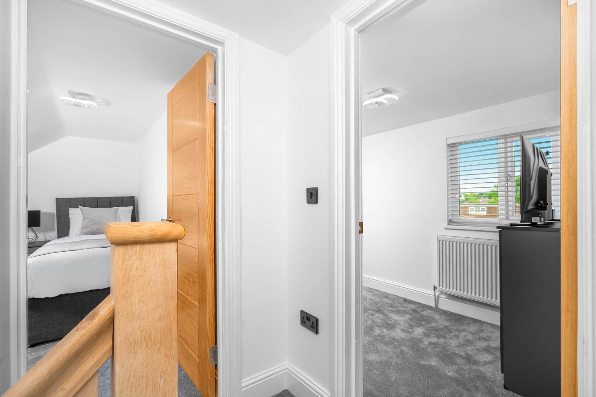 5 Bedroom House Solihull 10 Mins Drive From Bhx & Nec Private Off Road Parking Birmingham Luaran gambar